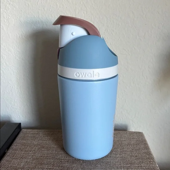 Owala Freesip 12oz and 16oz water Bottles - Picture 2 of 12